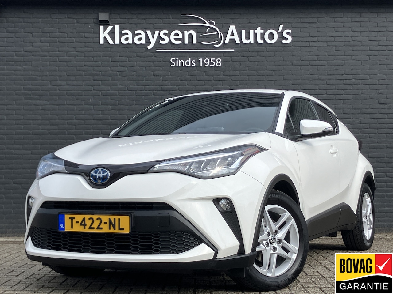 Toyota C-HR - 1.8 Hybrid Active AUT. | 1e eigenaar | navigatie | camera | apple carplay | cruise control - AutoWereld.nl