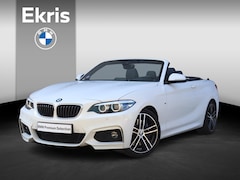 BMW 2-serie Cabrio - 220i | High Executive | M Sportpakket | Navi Prof. | Comfort Access | Apple Carplay Voorbe