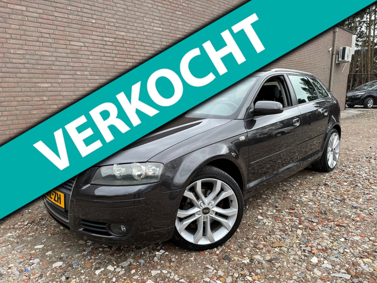 Audi A3 Sportback - 1.6 FSI Attraction | Airco | elek. ramen | APK - AutoWereld.nl