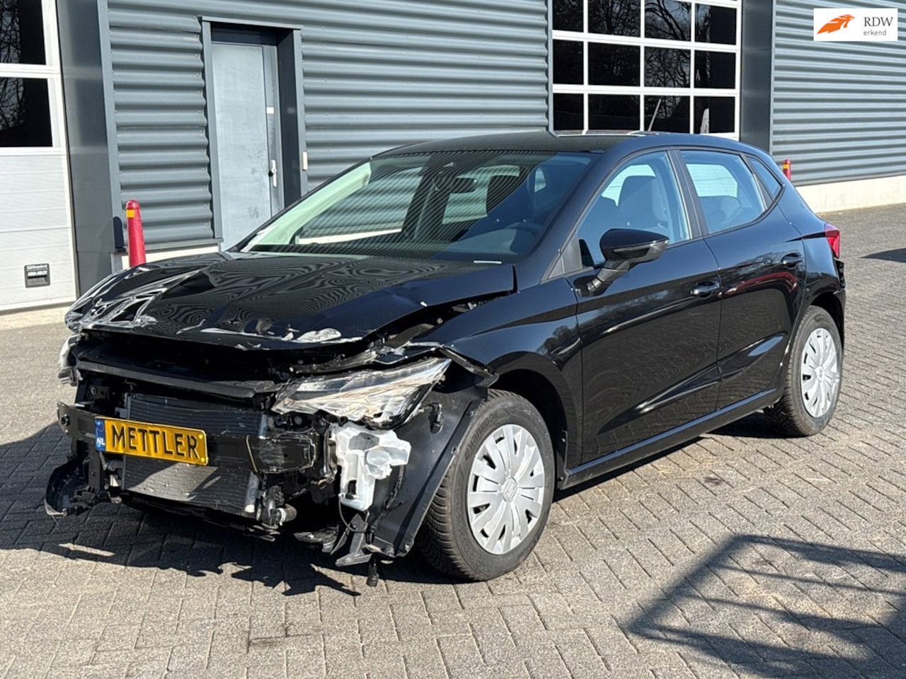 SEAT Ibiza - 1.0 MPI Reference 1.0 MPI Reference, Apple carplay, cruise control, PDC - AutoWereld.nl