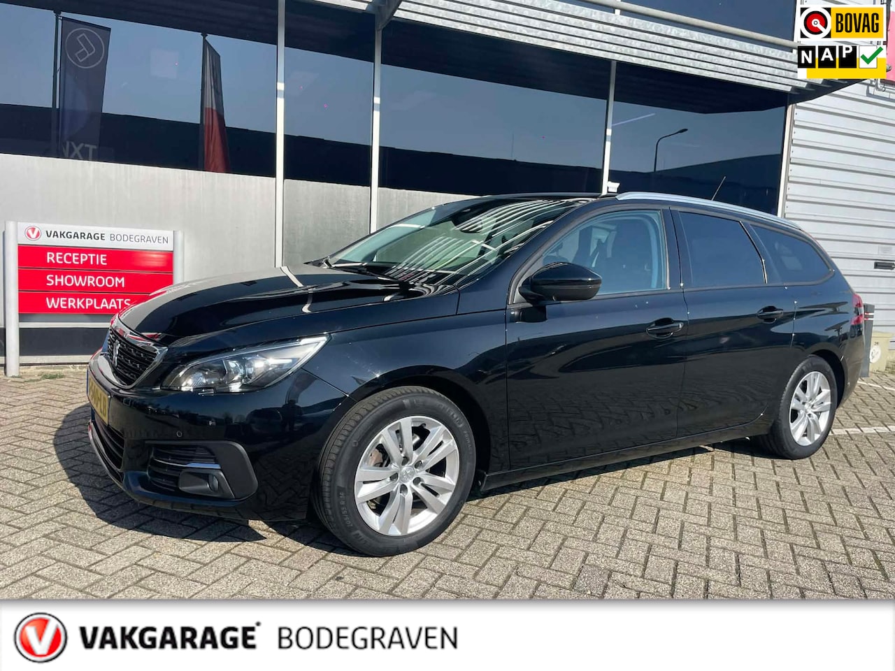 Peugeot 308 SW - 1.2 PureTech Blue Lease Executive 1.2 PureTech Blue Lease Executive - AutoWereld.nl