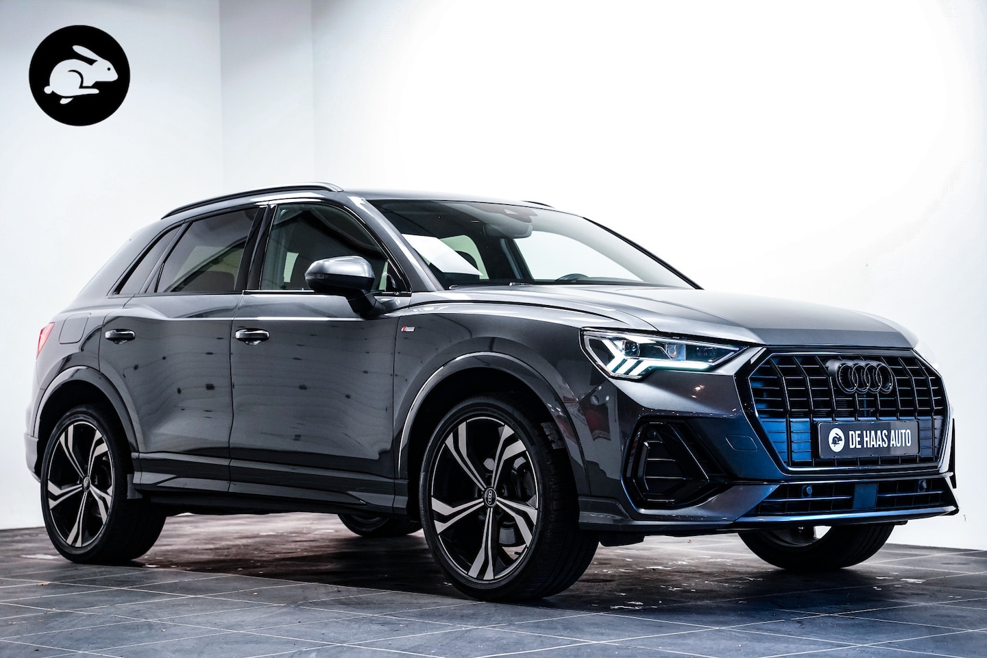 Audi Q3 - 45 TFSI e S-Line Black ed|20 inch|Camera|Acc - AutoWereld.nl