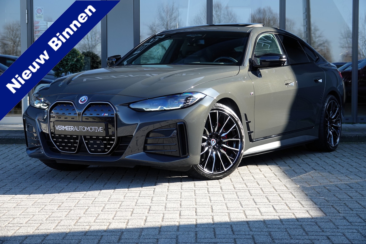 BMW i4 - M50 High Executive 84 kWh | Schuif\Kanteldak | M Zetels | H&K | Memory | HUD | ACC | 20 In - AutoWereld.nl