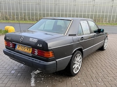 Mercedes-Benz 190-serie - 2.5 D ZWART CLASS-UITVOERING 1992