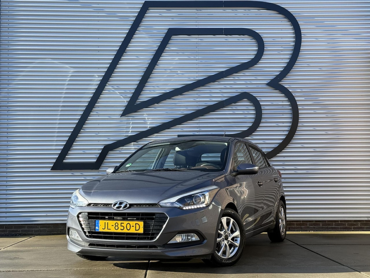 Hyundai i20 - 1.0 T-GDI Essence Navi|Camera|Clima|Cruise|PDC|N.A.P|APK tot 07-2026 - AutoWereld.nl