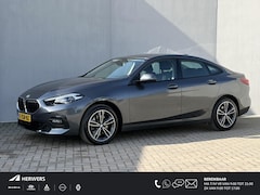 BMW 2-serie Gran Coupé - 218i Exec. Edition Sport Line / Apple Carplay & Android Auto / Parkeersensoren voor en ach