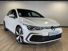 Volkswagen Golf - 1.4 eHybrid 245pk PANO/KEYLESS/DCC/CAMERA