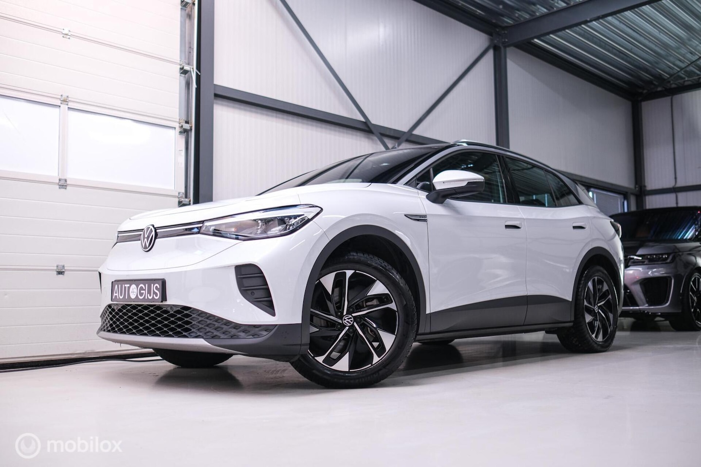 Volkswagen ID.4 - Pro 77 kWh | 2023 | Trekhaak | NL auto NAP | Stoelverwarming | Alcantara | Ambiance | - AutoWereld.nl