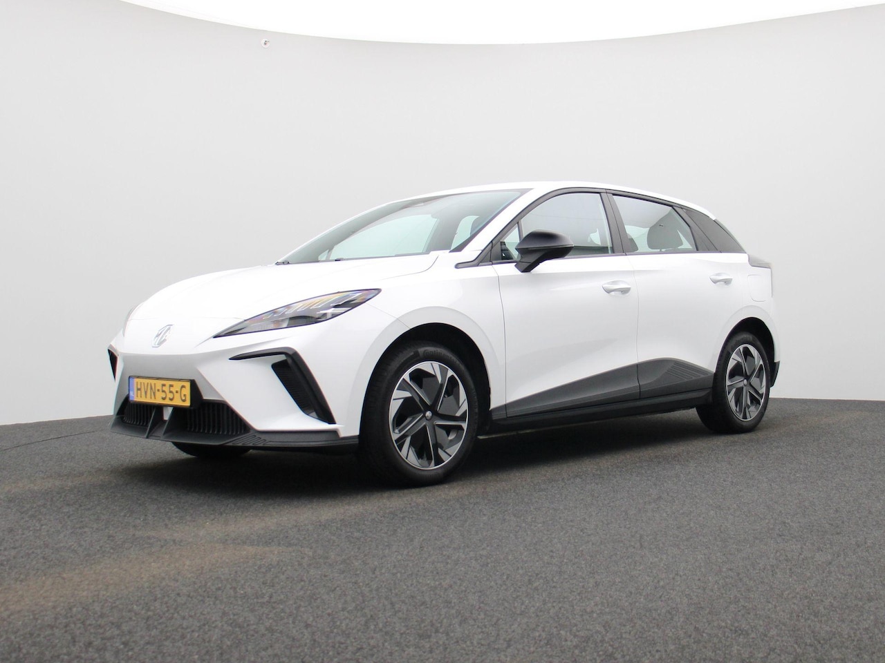MG MG4 - Standard 51 kWh | Carplay | Led Verlichting | - AutoWereld.nl