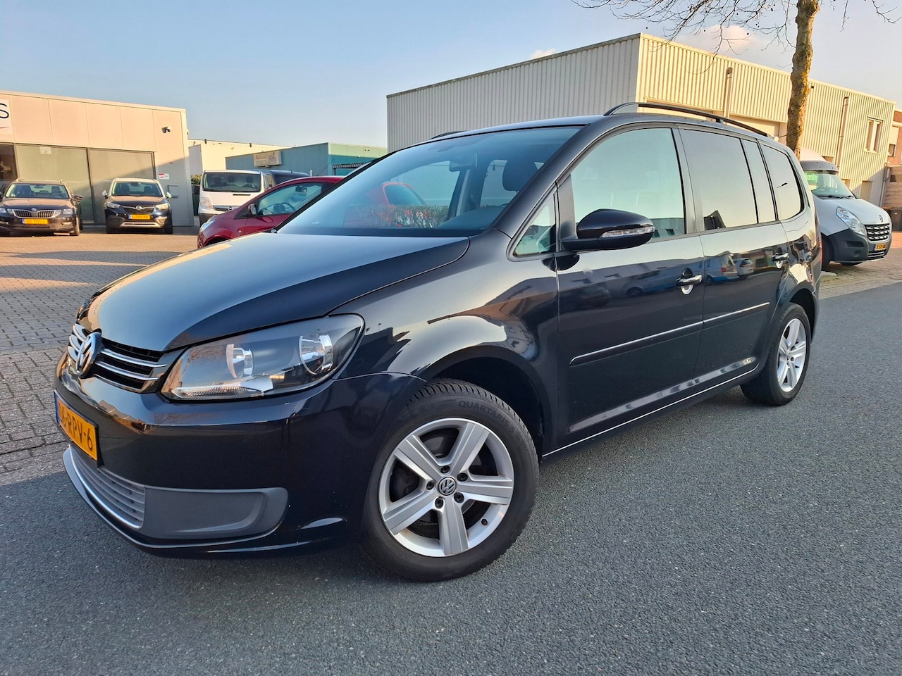 Volkswagen Touran - 1.2 TSI Comfortline 7 persoons/CLIMA/CRUISE! - AutoWereld.nl