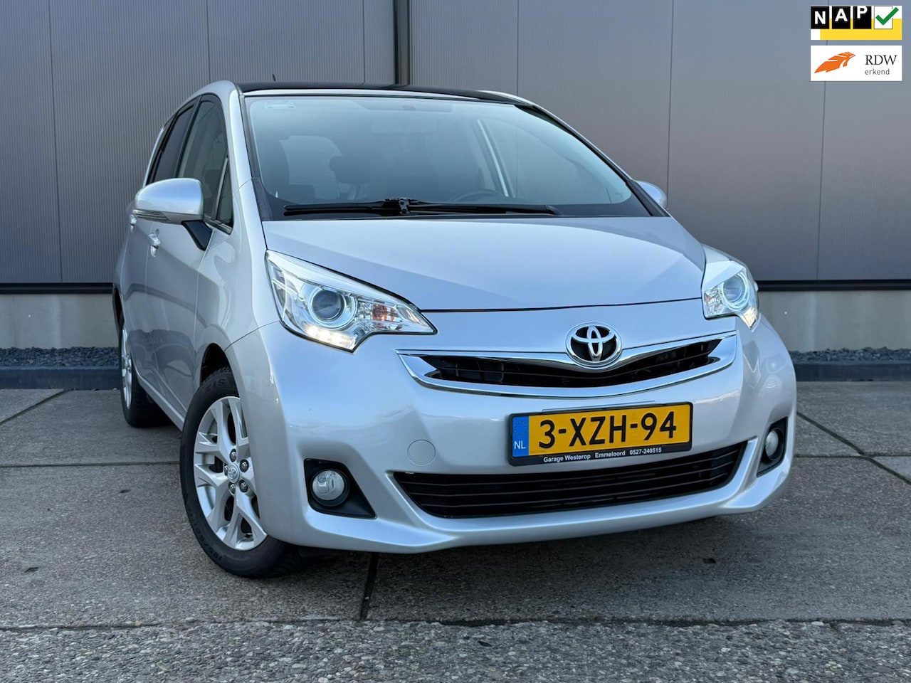 Toyota Verso S - 1.3 VVT-i Trend/ NAVI / CAMERA / CRUISE / PANORAMA - AutoWereld.nl
