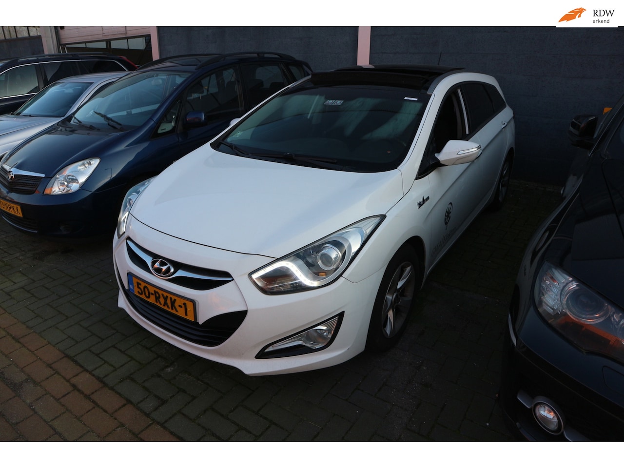 Hyundai i40 Wagon - 1.7 CRDi / LEES TEKST / BAK STUK / READ TEXT ! ! ! - AutoWereld.nl