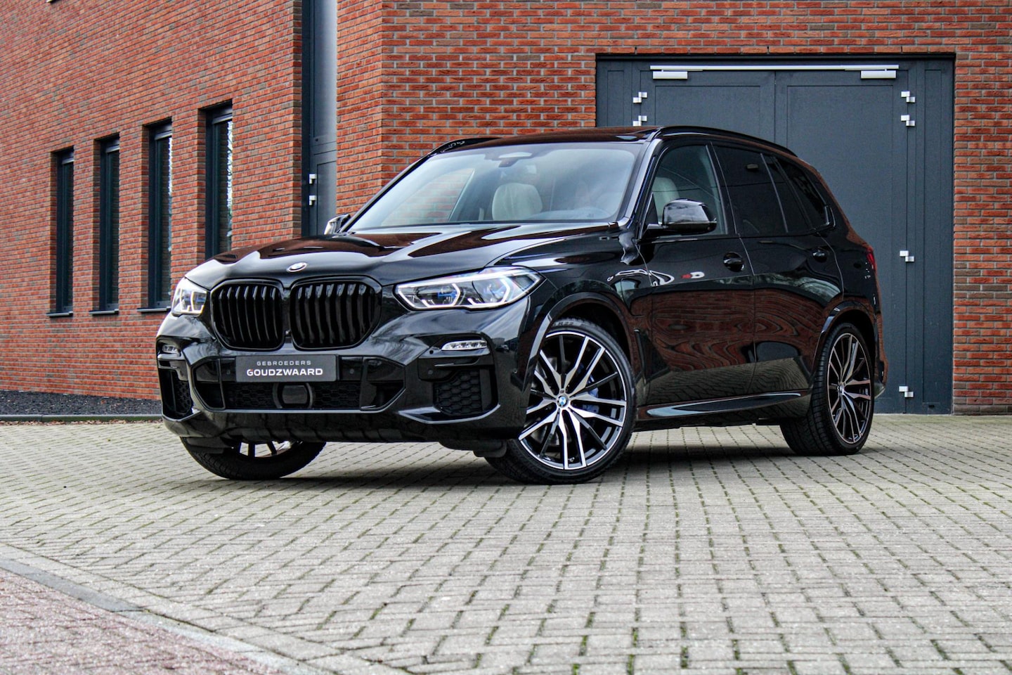 BMW X5 - XDrive45e High Executive | INDIVIDUAL | 4-wiel best. | HUD | Pano | Laser | Massage - AutoWereld.nl