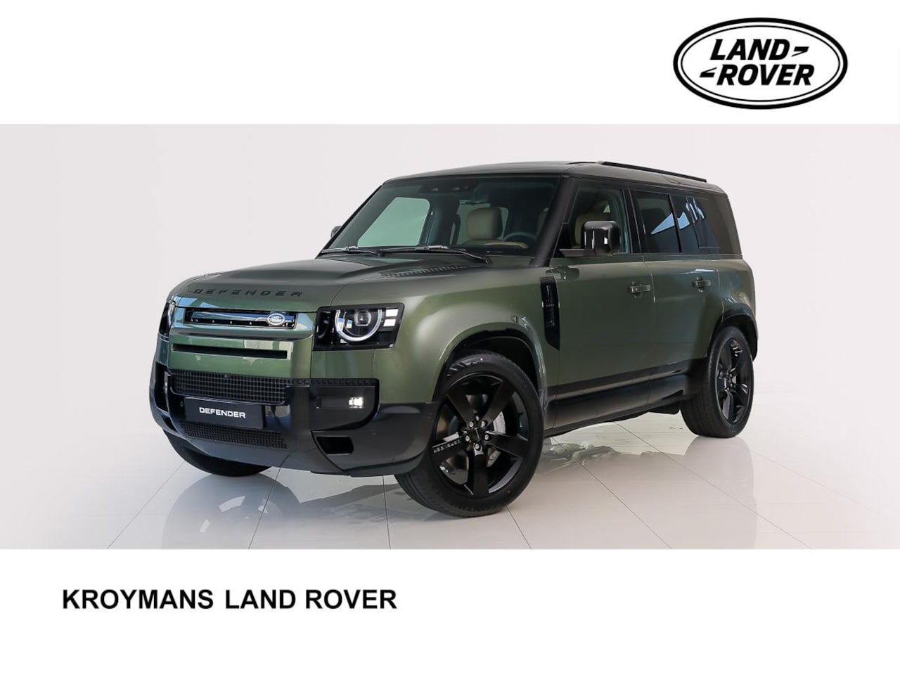 Land Rover Defender 110 - 2.0 P300e 110 X-Dynamic HSE l Black Pack l Towbar l Koelbox - AutoWereld.nl