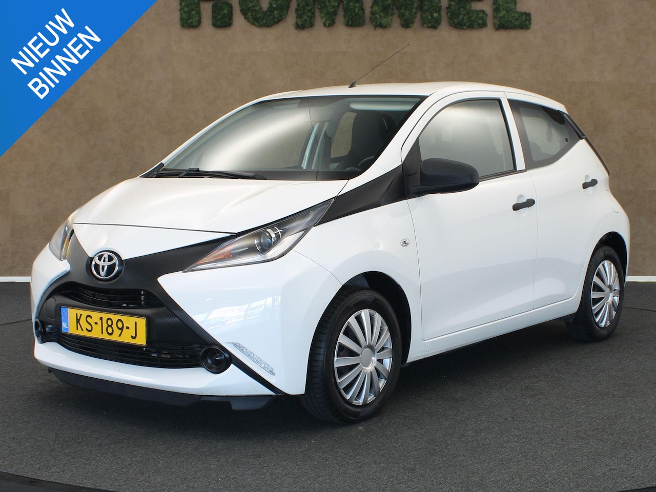 Toyota Aygo - 1.0 VVT-i x-now - ORIGINEEL NEDERLANDSE AUTO - ONDERHOUDEN DOOR AUTO HOMMEL - AIRCO - ELEK - AutoWereld.nl