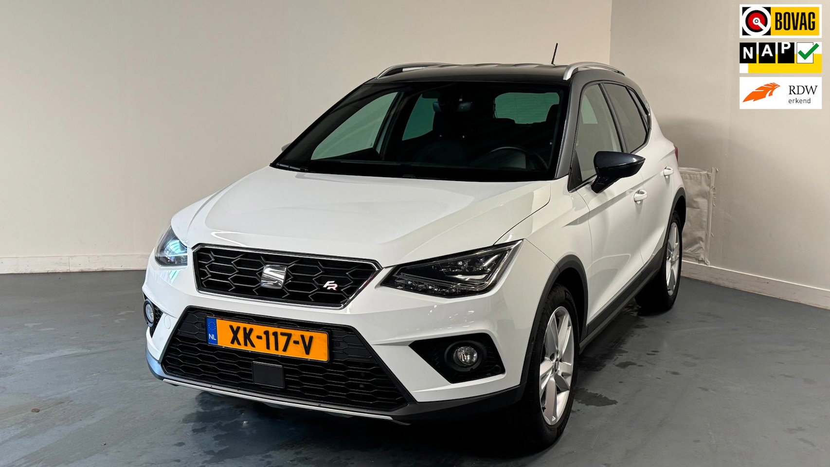SEAT Arona - 1.0 TSI FR Business Intense | NL-AUTO | DEALER OND. | PDC + CAMERA | CARPLAY | - AutoWereld.nl