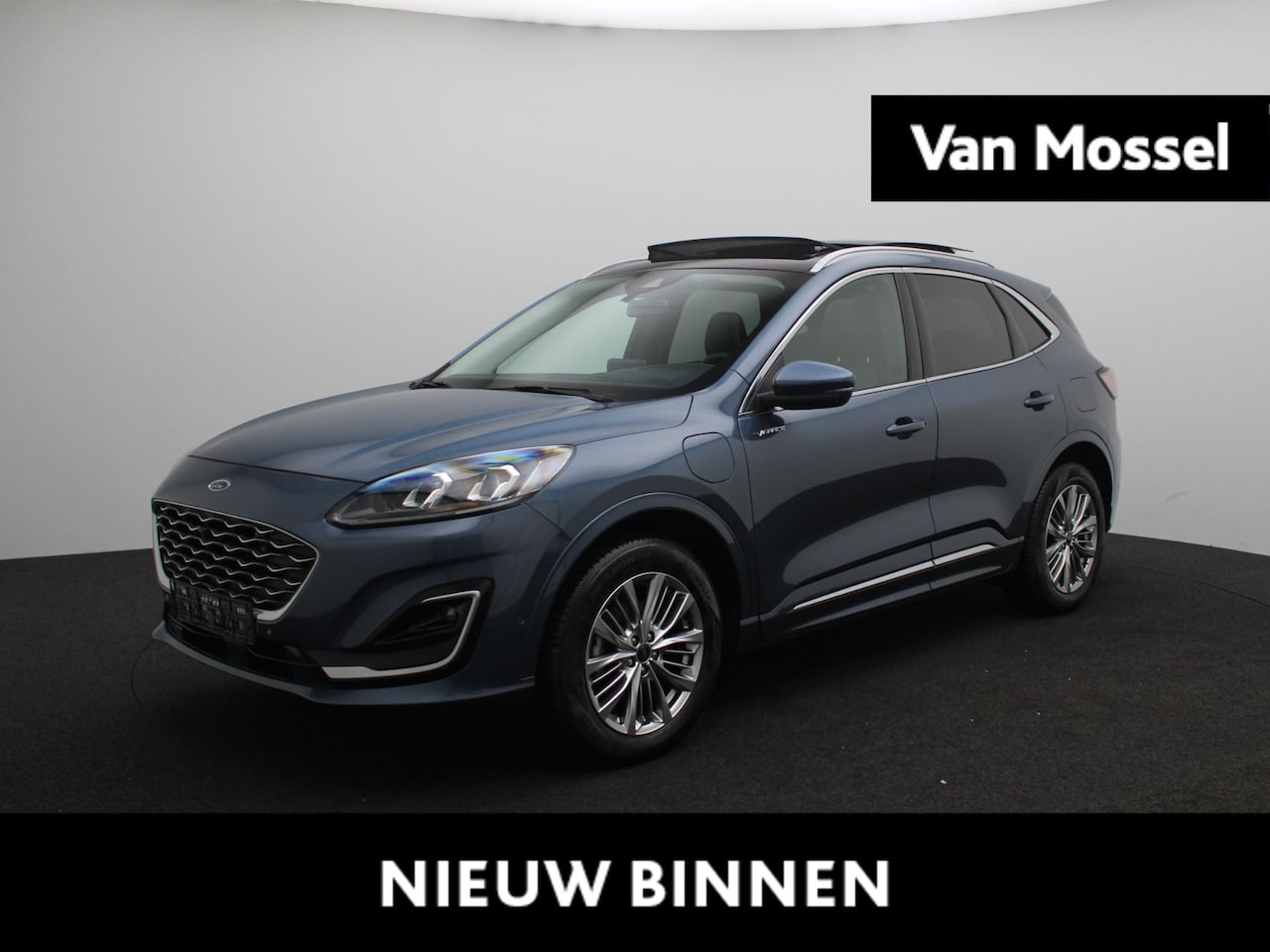 Ford Kuga - 2.5 PHEV Vignale | Panoramadak | Winter Pakket | Led Verlichting | Adaptieve Cruise Contro - AutoWereld.nl