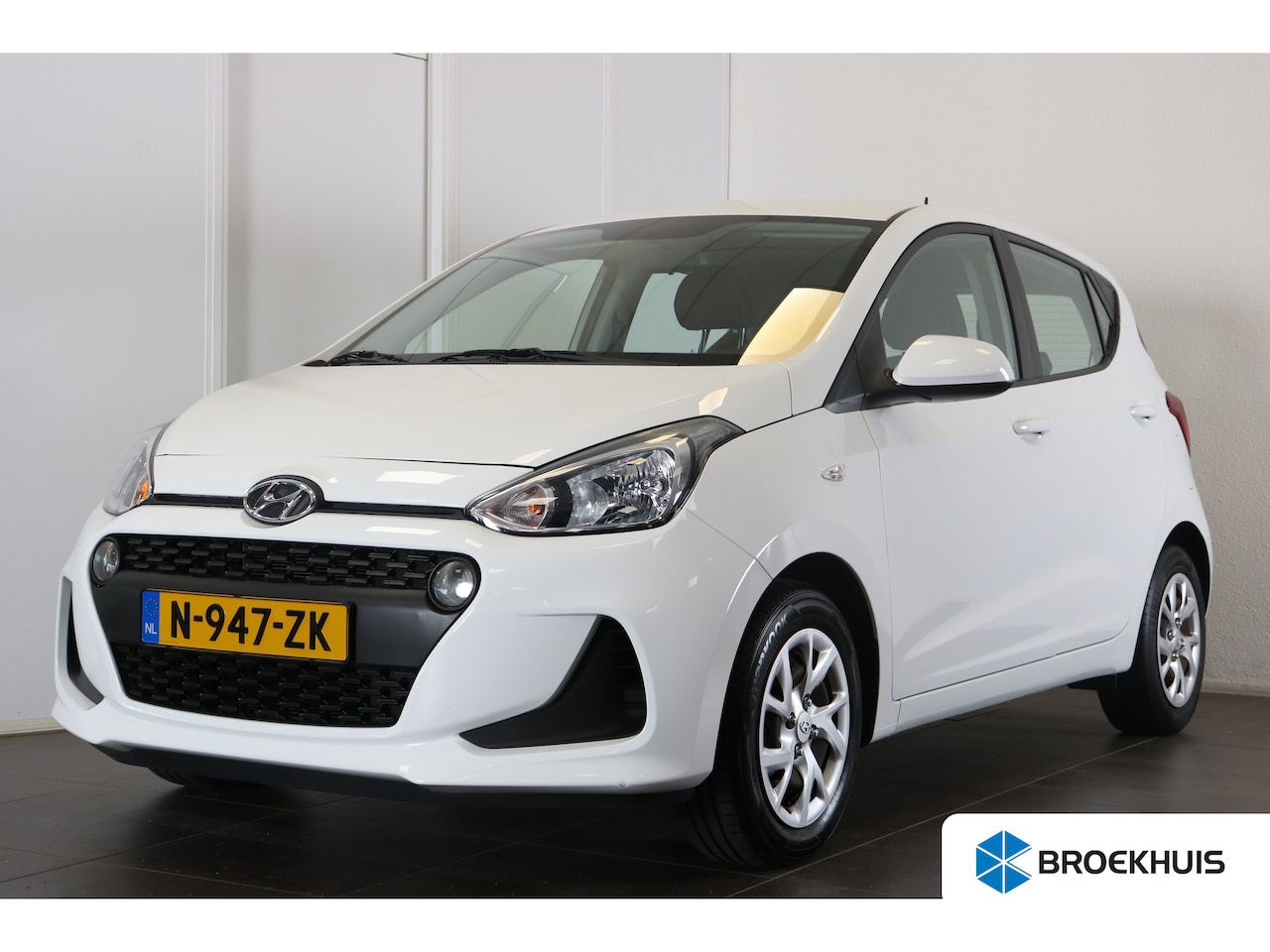 Hyundai i10 - 1.0i i-Motion Comfort | Airco | Elektrische ramen | Automaat | - AutoWereld.nl