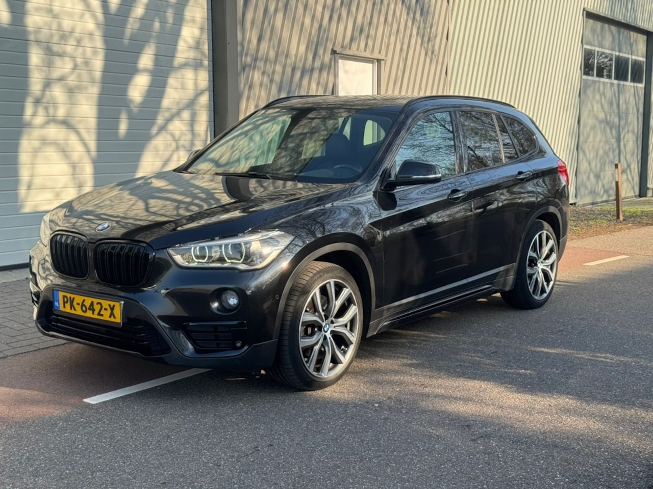 BMW X1 - xDrive25d Sport - AutoWereld.nl