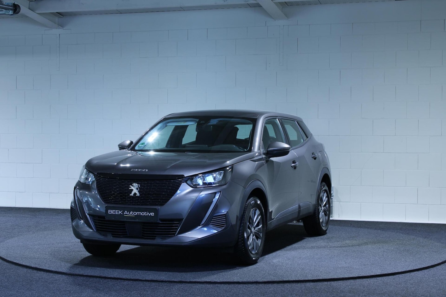 Peugeot 2008 - 1.2 PureTech | Stoelverwarming | Apple CarPlay - AutoWereld.nl