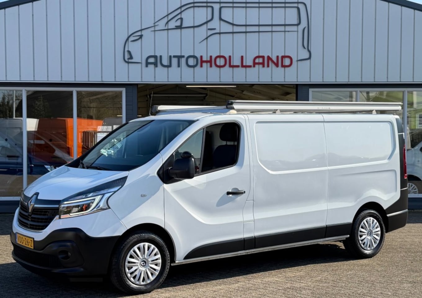 Renault Trafic - 2.0 DCI 88KW 120PK L2H1 EURO 6 AIRCO/ CRUISE CONTROL/ NAVIGATIE/ TREKHAAK/ IMPERIAAL/ 100% - AutoWereld.nl