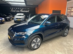 Skoda Karoq - 1.5 TSI Busines.ED. PLUS / Camera / Trekhaak / Navi