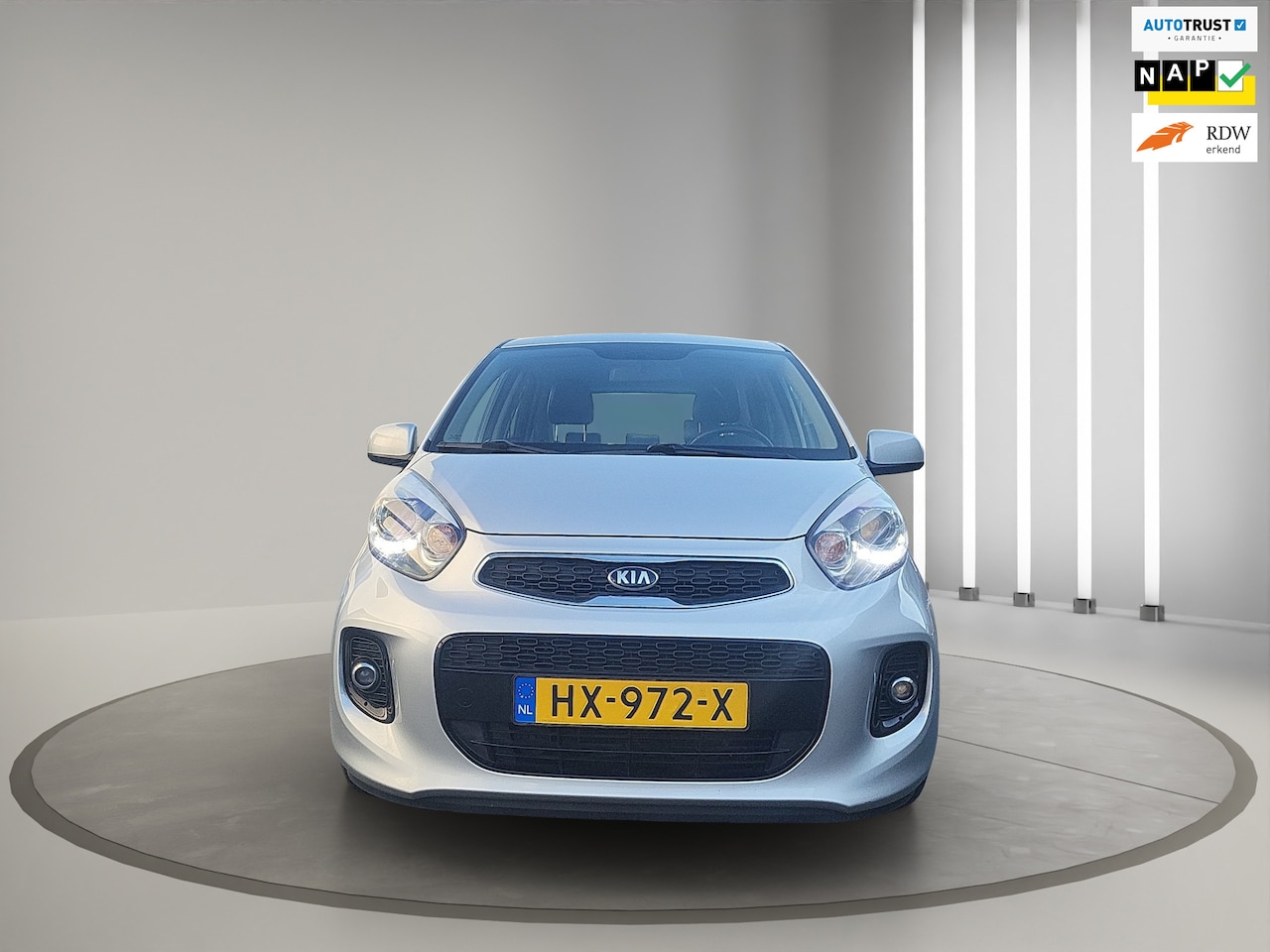 Kia Picanto - 1.0 CVVT DynamicLine 1.0 CVVT DynamicLine - AutoWereld.nl