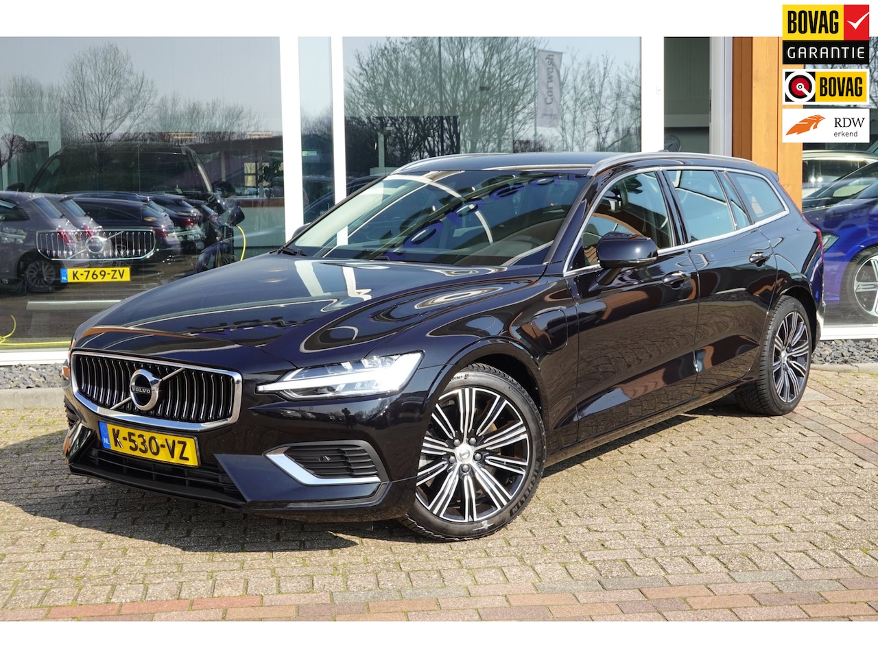 Volvo V60 - 2.0 T6 Recharge AWD Business Pro 2.0 T6 Recharge AWD Business Pro - AutoWereld.nl