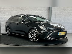 Toyota Corolla Touring Sports - 2.0 Hybrid Executive / Stoel/stuurverwr. / ACC / HUD