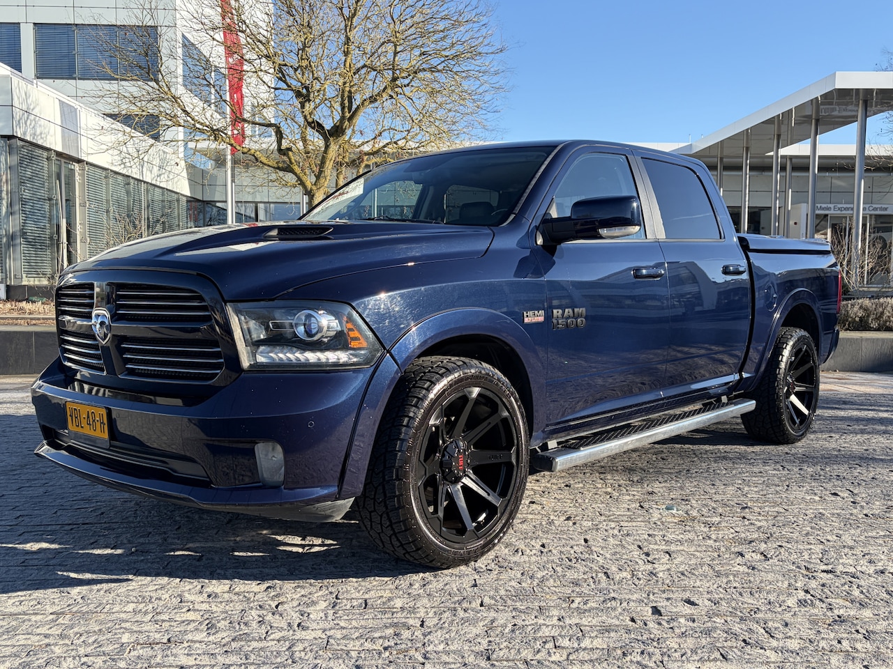 Dodge Ram 1500 - 5.7 V8 4x4 Crew Cab 5'7 Limited / Leder / Marge auto / Rijklaar - AutoWereld.nl