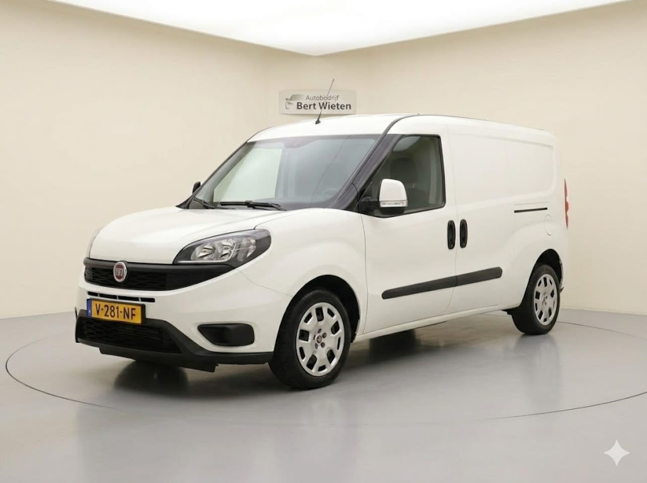 Fiat Doblò Cargo - 1.6 MJ L2H1 | Trekhaak | Navigatie | Inbraak beveiliging - AutoWereld.nl
