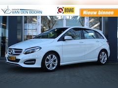 Mercedes-Benz B-klasse - B180, Trekhaak Afneembaar, All Season Banden, Navi, etc