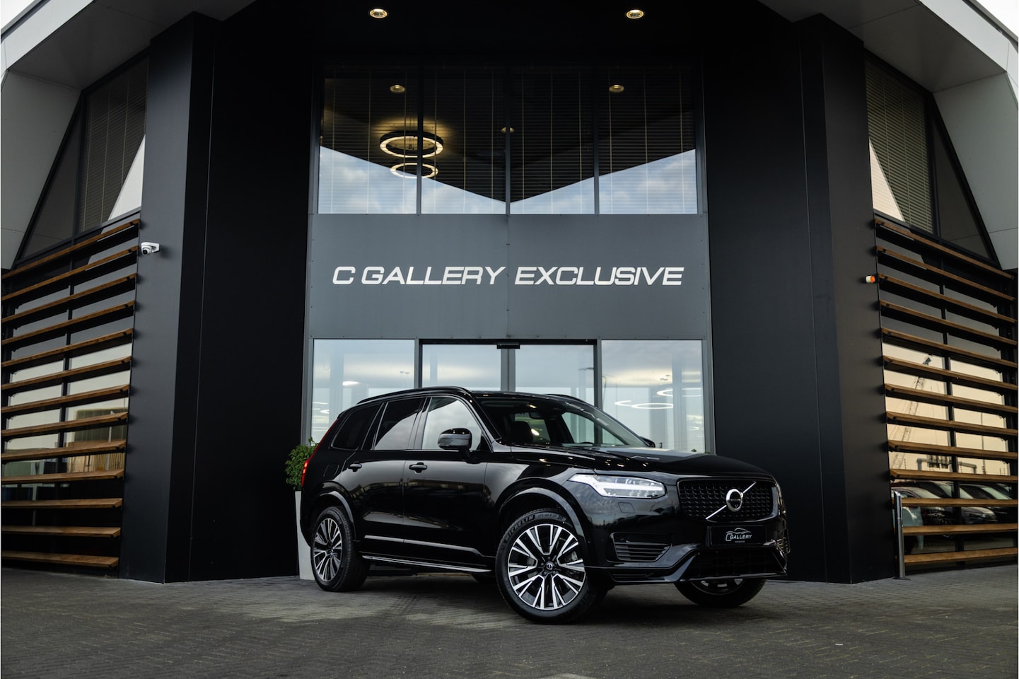 Volvo XC90 - 2.0 T8 Plug-in hybrid AWD Plus Dark 2.0 T8 Plug-in hybrid AWD Plus Dark - AutoWereld.nl