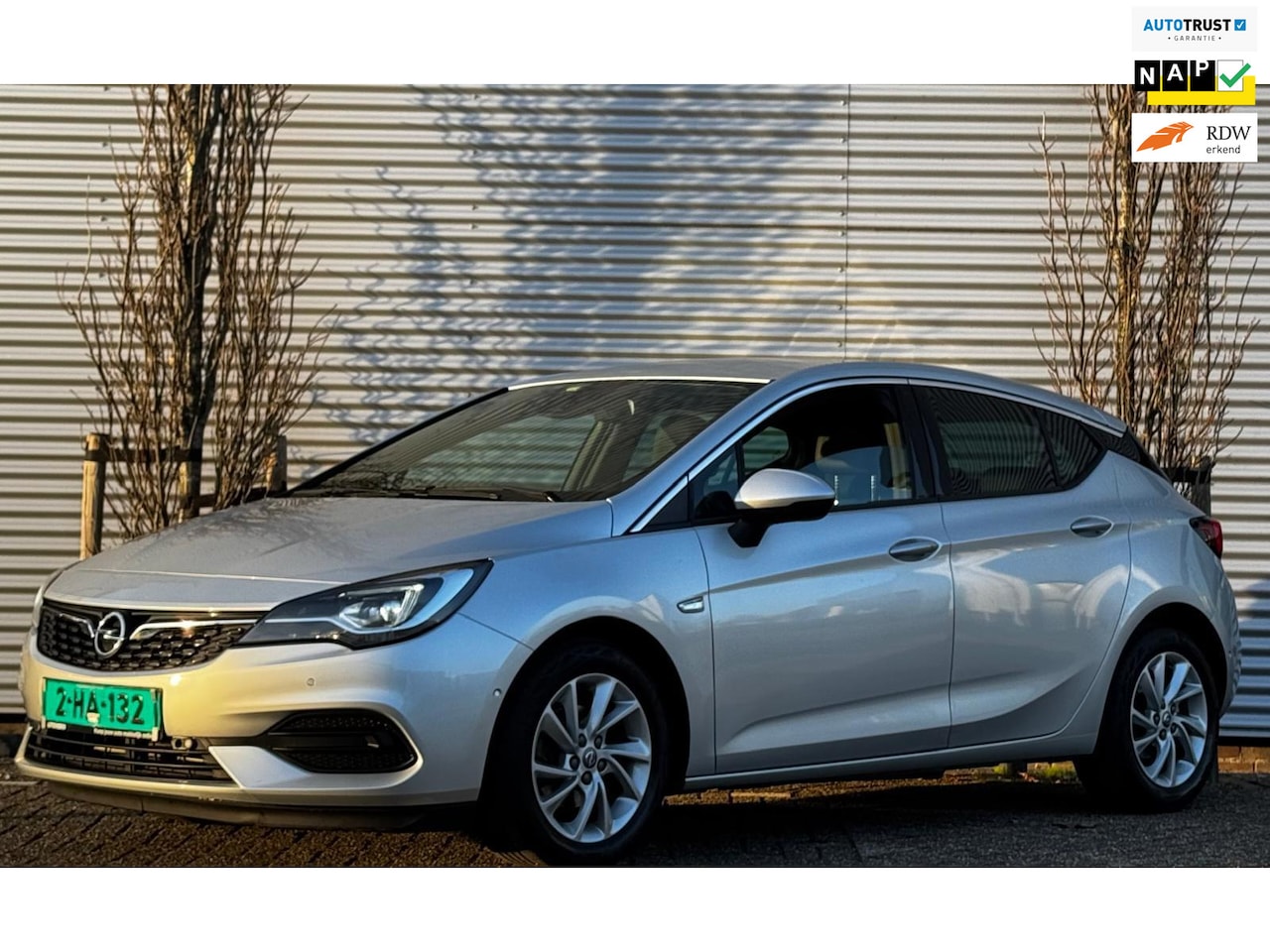 Opel Astra - 1.2 Elegance Elegance Carplay - NAP - Garantie / VOL OPTIE - AutoWereld.nl
