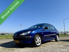Peugeot 206 - 1.4 XT, Zuinige en Nette Auto, APK Maart 2027