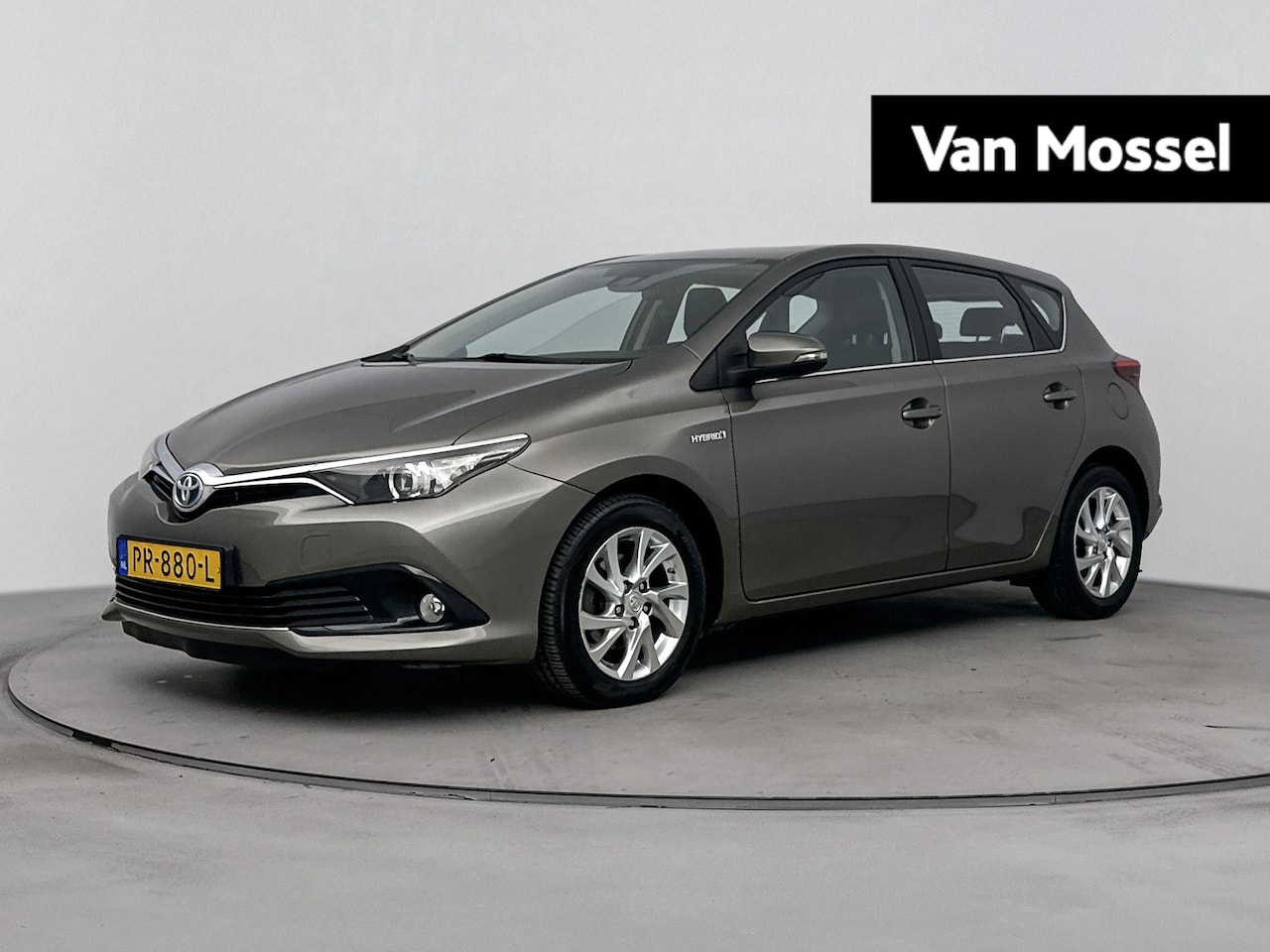 Toyota Auris - 1.8 Hybrid Aspiration Go | AUTOMAAT | Achteruitrijcamera | Cruise Control | Navigatie | Cl - AutoWereld.nl