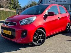 Kia Picanto - 1.2 CVVT DynamicLine | All Seasons | Trekhaak | Climate |