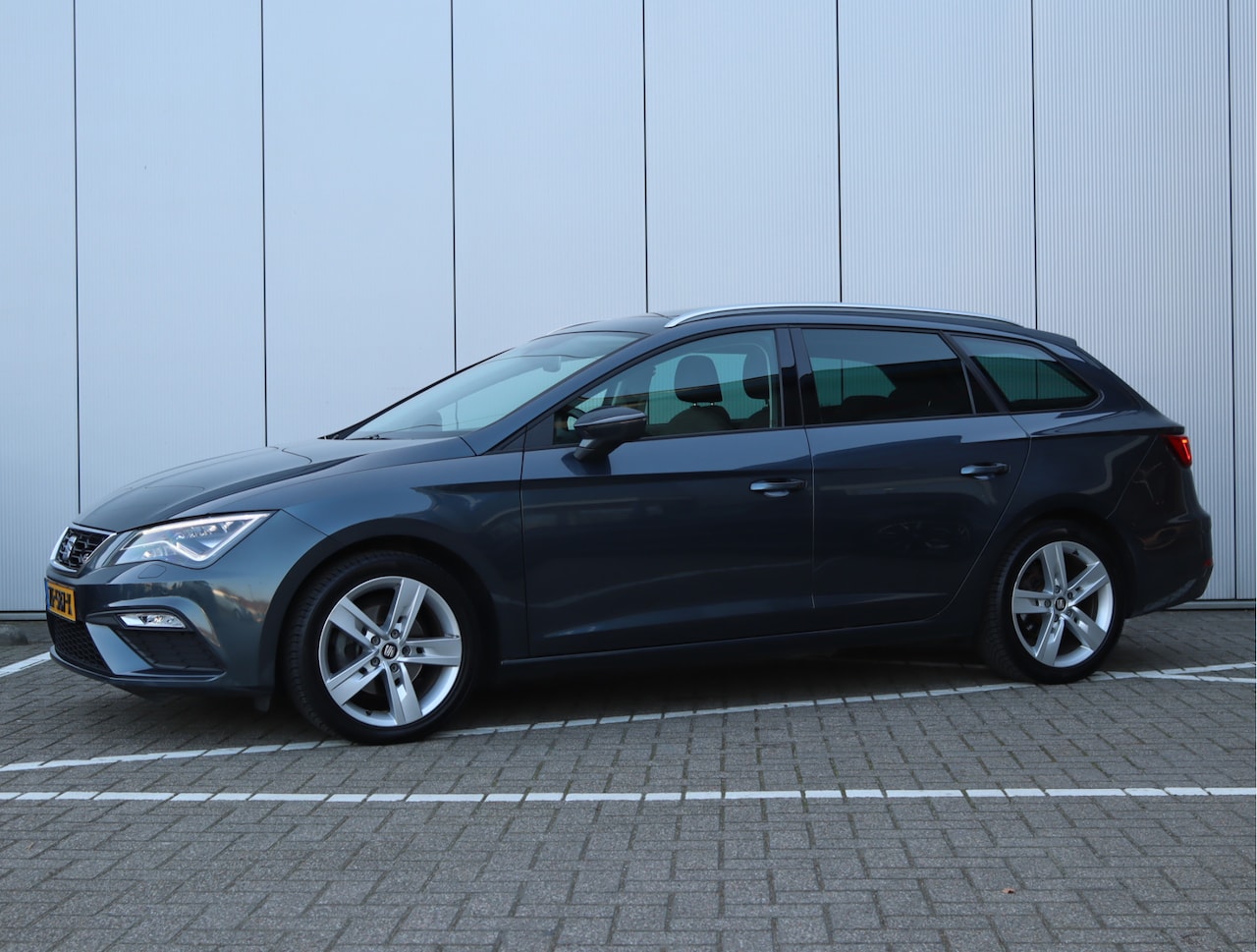 SEAT Leon ST - 1.5 TSI FR Business Intense | Trekhaak | Panoramadak | - AutoWereld.nl