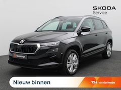 Skoda Karoq - 1.5 TSI ACT Business Edition 150PK DSG Achteruitrijcamera, Navi via Apple Carplay/Android