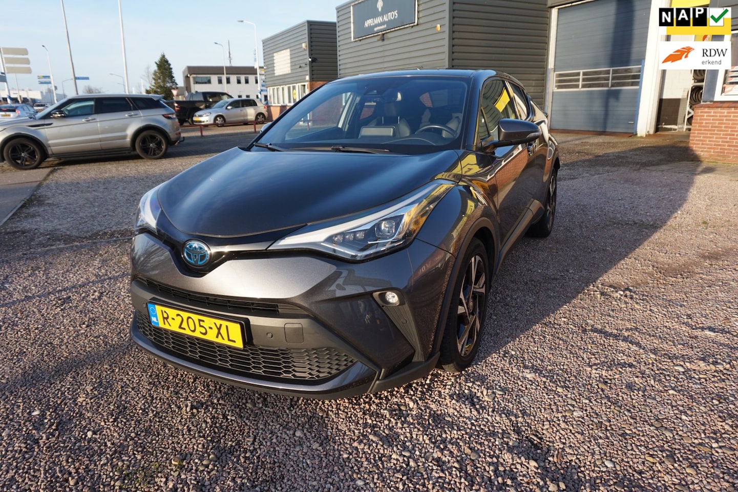 Toyota C-HR - 1.8 Hybrid Style 1.8 Hybrid Style, 12-22 , nieuwstaat, org Ned , NAP , 1e eig , alle opties - AutoWereld.nl