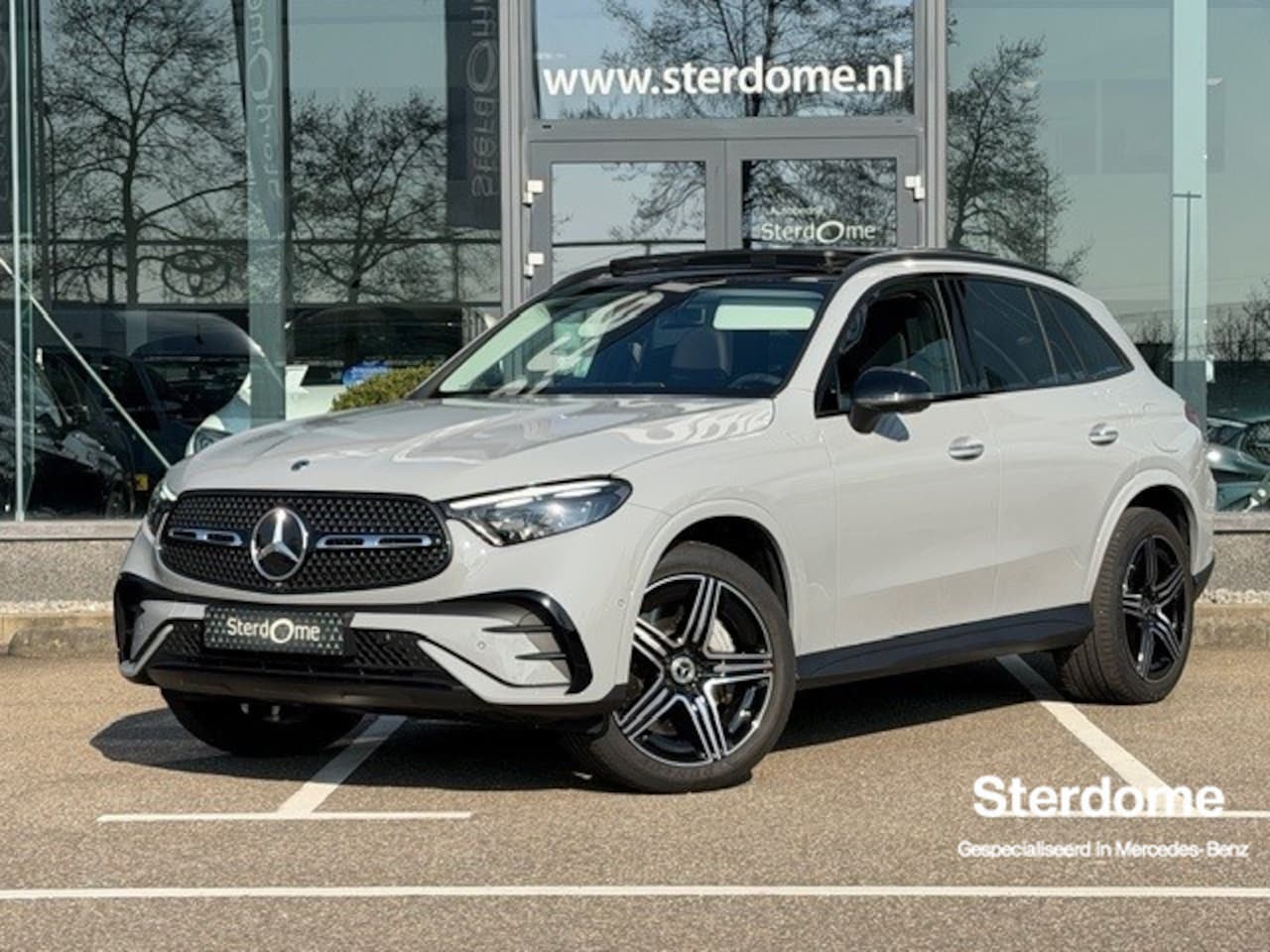 Mercedes-Benz GLC-klasse - 400e 4MATIC AMG Line Premium 381 PK I MANUFAKTUR ALPINE I Panorama dak I Trekhaak I 360 ca - AutoWereld.nl