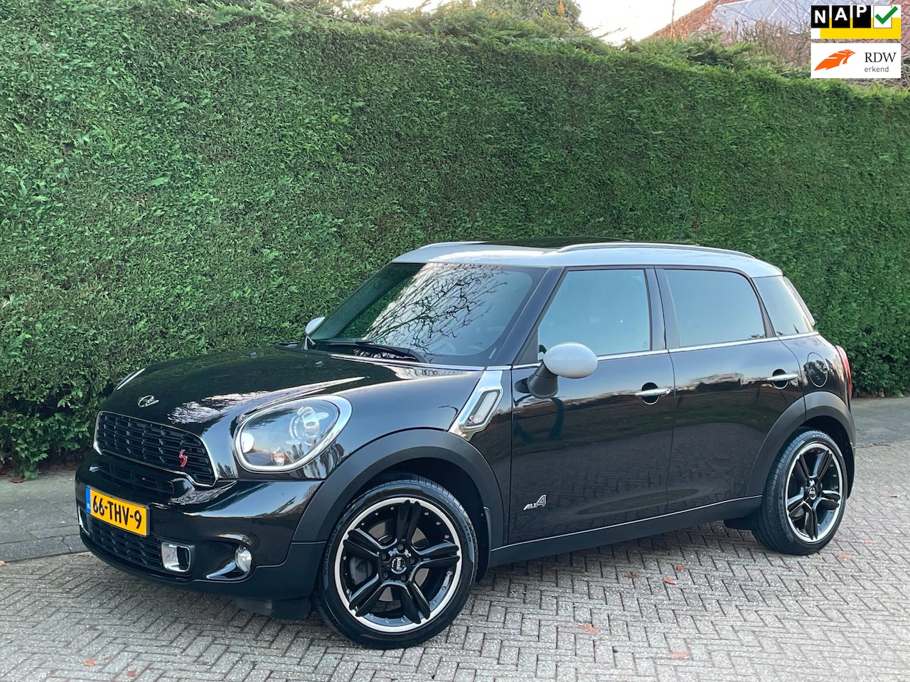 MINI Countryman - Mini 1.6 Cooper S ALL4 AUTOMAAT/PANO/LEER!! - AutoWereld.nl