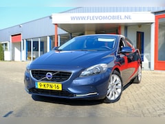 Volvo V40 - 1.6 T3 Momentum Clima|Navi|Cruise|PDC|LMV