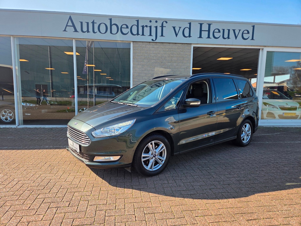 Ford Galaxy - 1.5 Titanium * Navi * Android/Carplay* Nieuwe distributie set* Electrische klep*Stoel & vo - AutoWereld.nl