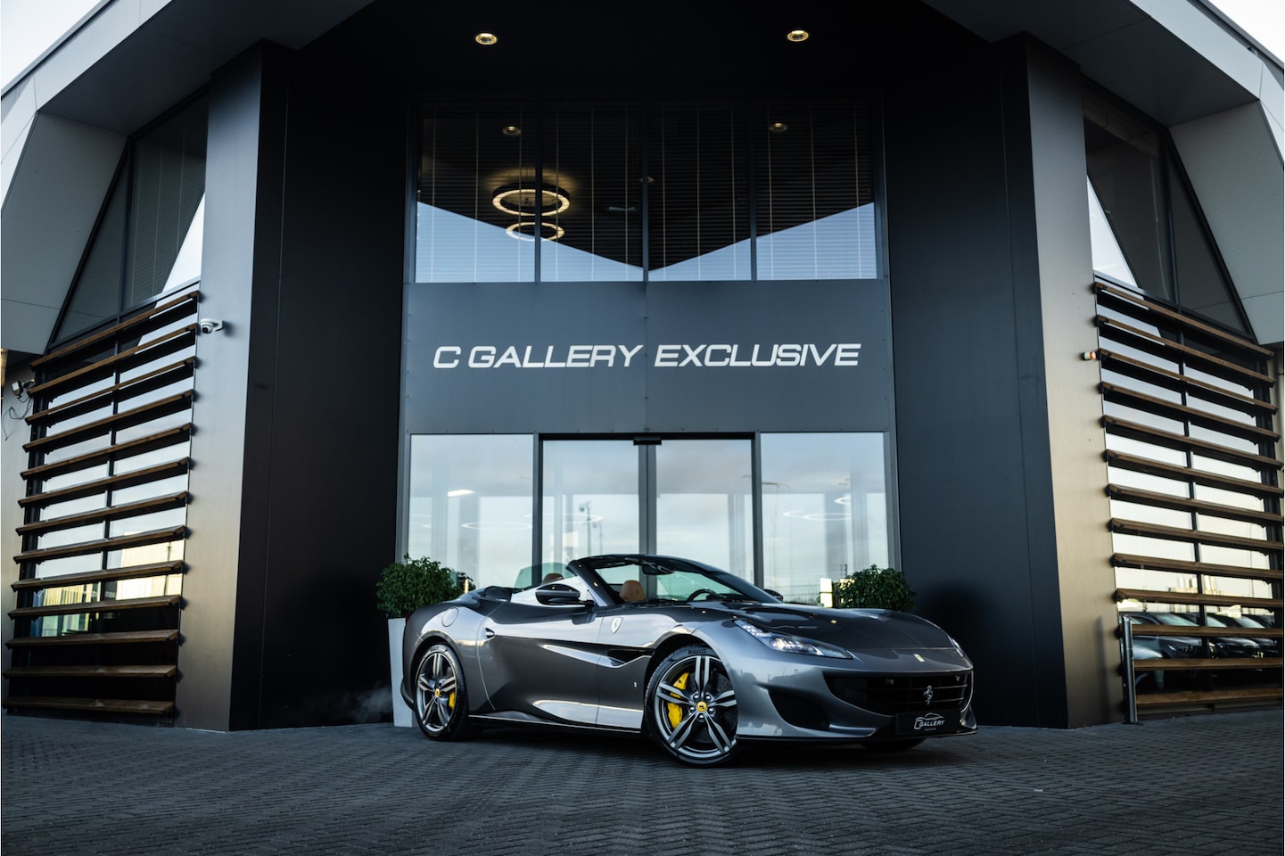 Ferrari Portofino - 3.9 V8 HELE - Grigio Ferro | Carbon | Memory - AutoWereld.nl