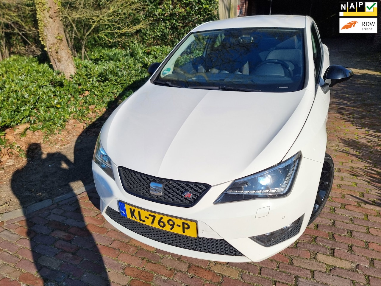 SEAT Ibiza SC - 1.4 TDI FR Connect EURO6 Xenon/Navi/Pdc - AutoWereld.nl
