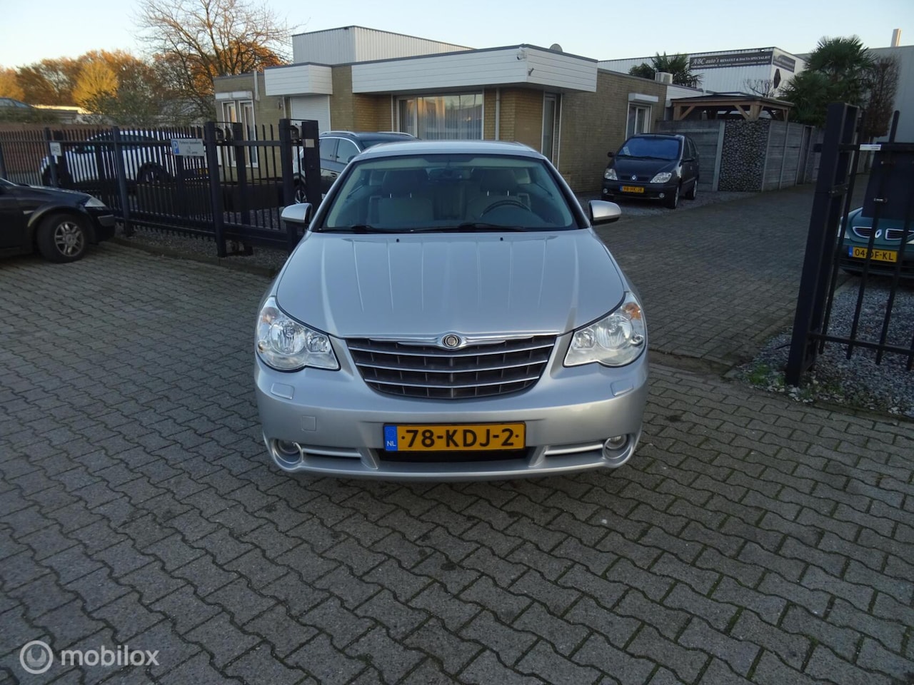 Chrysler Sebring Cabrio - showroom-staat 2.7 Limited Business Edition Young-Timer showroom-Staat - AutoWereld.nl