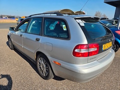 Volvo V40 - 1.8 Europa