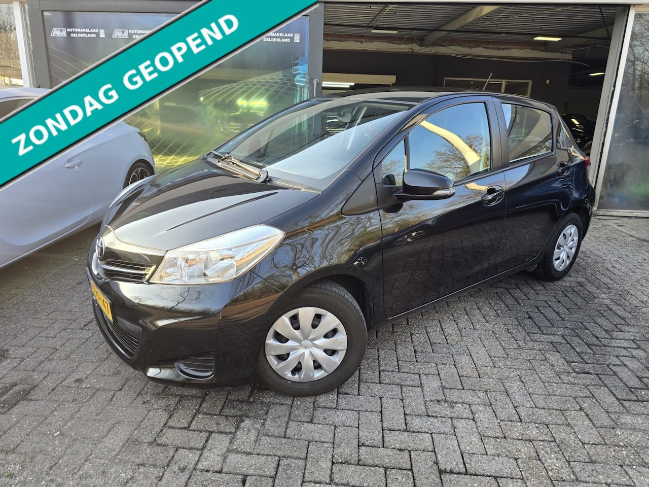Toyota Yaris - 1.0 VVT-i Now | 2E EIGENAAR | 12MND GARANTIE | AIRCO | ELEC RAMEN | NW APK | - AutoWereld.nl
