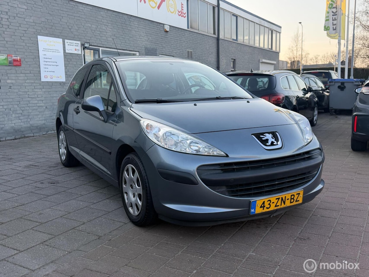 Peugeot 207 - 1.4 XR 1.4 XR - AutoWereld.nl